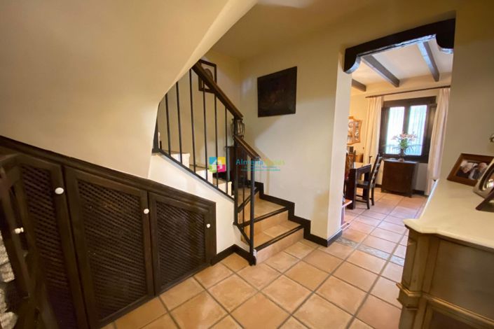 Image No.24-5 Bed Country House for sale