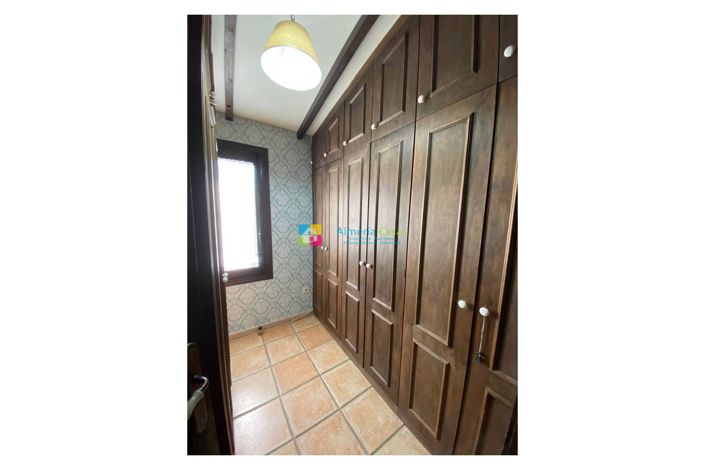 Image No.32-5 Bed Country House for sale