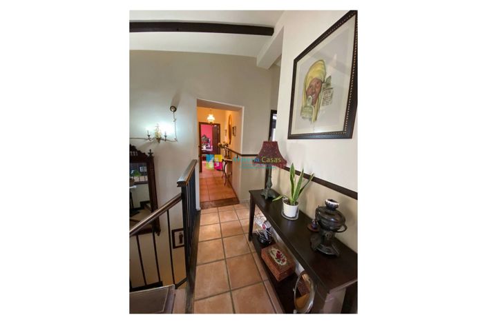 Image No.36-5 Bed Country House for sale