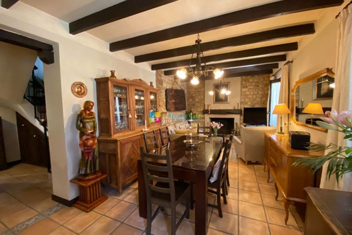 Image No.6-5 Bed Country House for sale