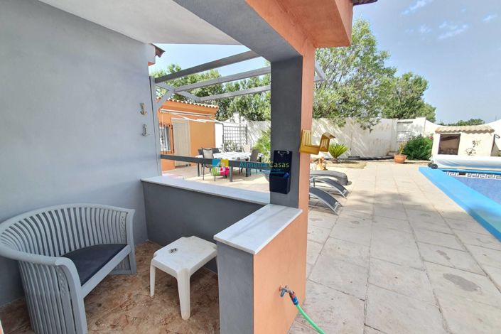 Image No.5-4 Bed Villa for sale