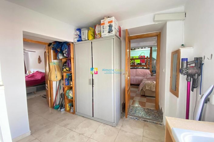 Image No.18-3 Bed Country House for sale