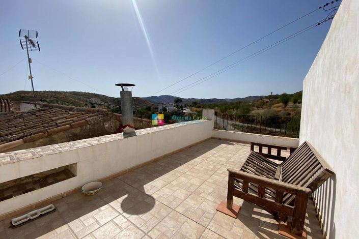 Image No.34-3 Bed Country House for sale