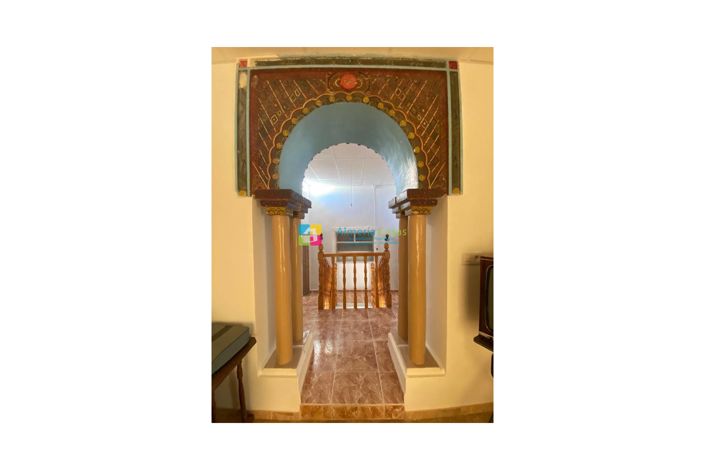 Image No.27-5 Bed Townhouse for sale