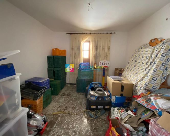 Image No.10-3 Bed Townhouse for sale