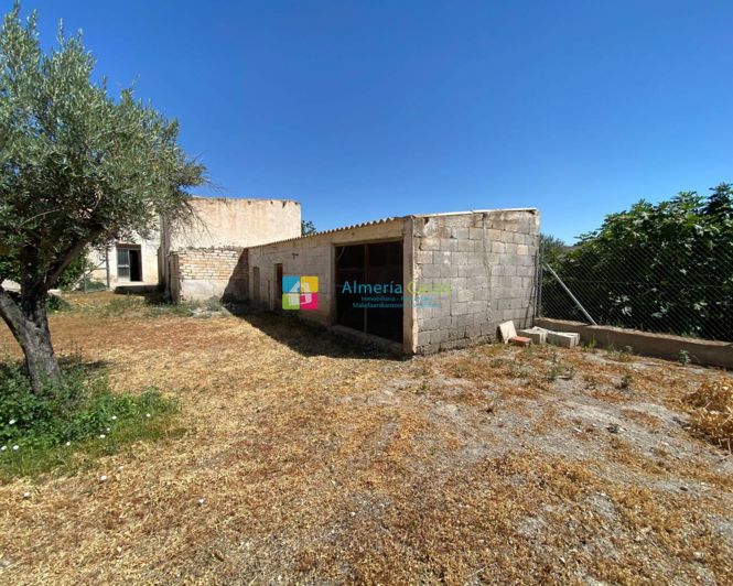 Image No.29-3 Bed Townhouse for sale