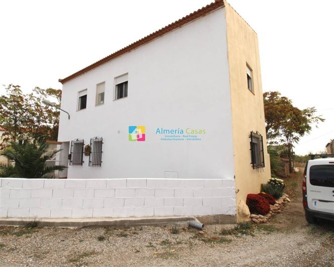 Image No.23-3 Bed Country House for sale