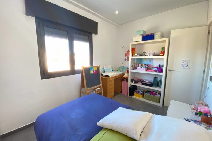 Image No.11-4 Bed Townhouse for sale