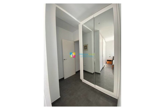 Image No.28-4 Bed Townhouse for sale