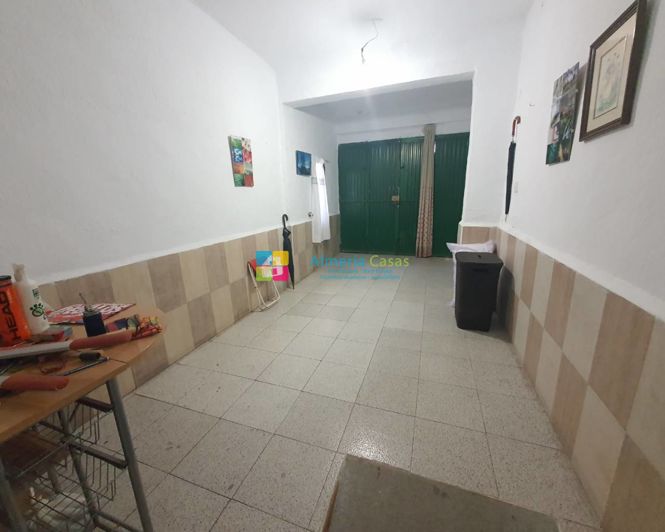 Image No.15-3 Bed Townhouse for sale