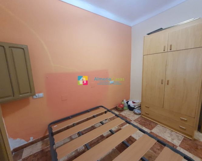 Image No.7-3 Bed Townhouse for sale