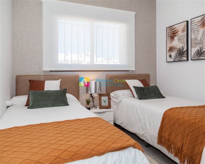 Image No.24-3 Bed Apartment for sale