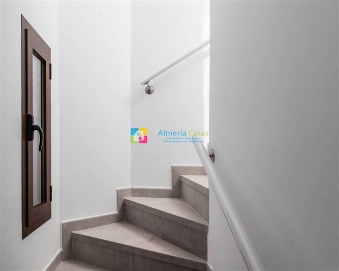 Image No.28-3 Bed Apartment for sale