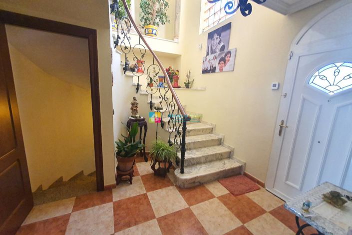 Image No.4-3 Bed Townhouse for sale