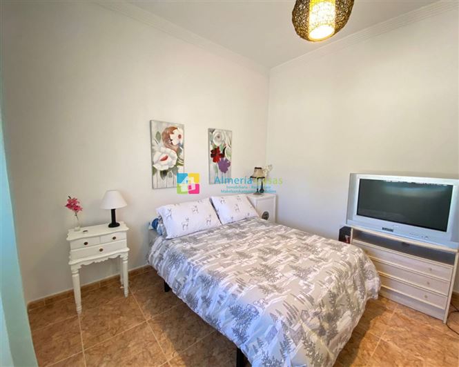 Image No.14-2 Bed Country House for sale