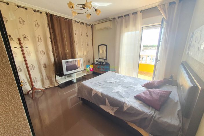 Image No.32-4 Bed Villa for sale