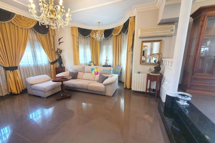 Image No.9-4 Bed Villa for sale