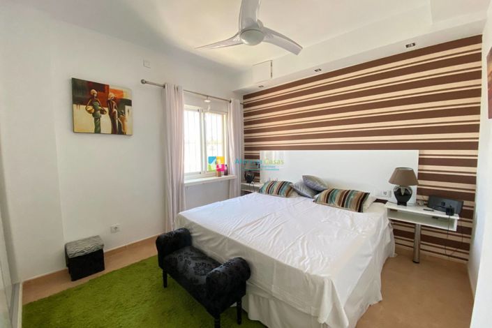 Image No.28-4 Bed Villa for sale