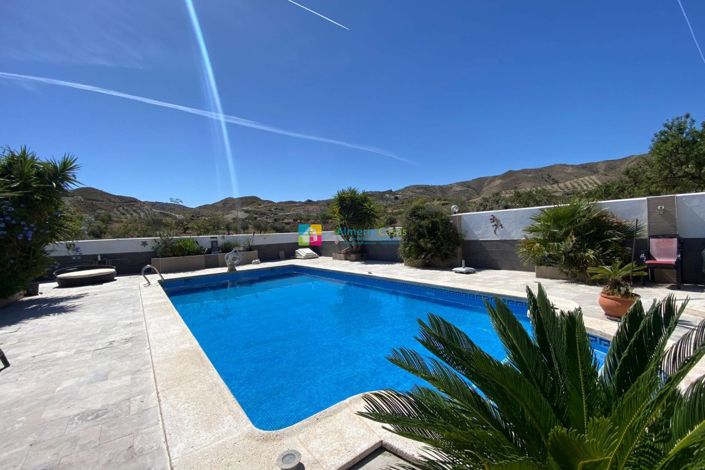 Image No.47-4 Bed Villa for sale