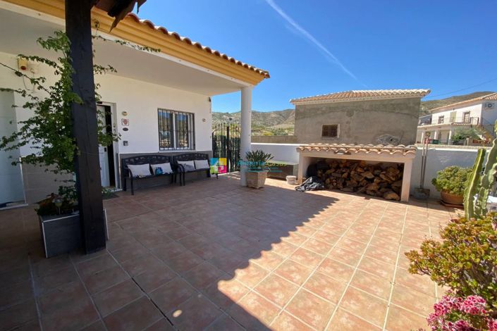 Image No.48-4 Bed Villa for sale