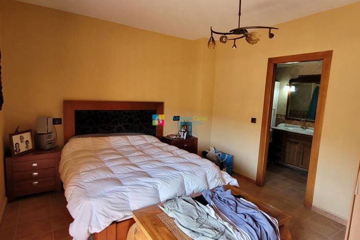 Image No.35-4 Bed Villa for sale