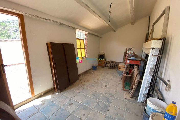 Image No.32-5 Bed Villa for sale