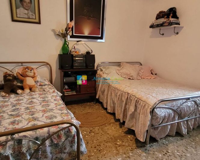 Image No.11-5 Bed Country House for sale