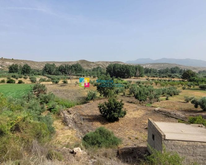 Image No.2-5 Bed Country House for sale