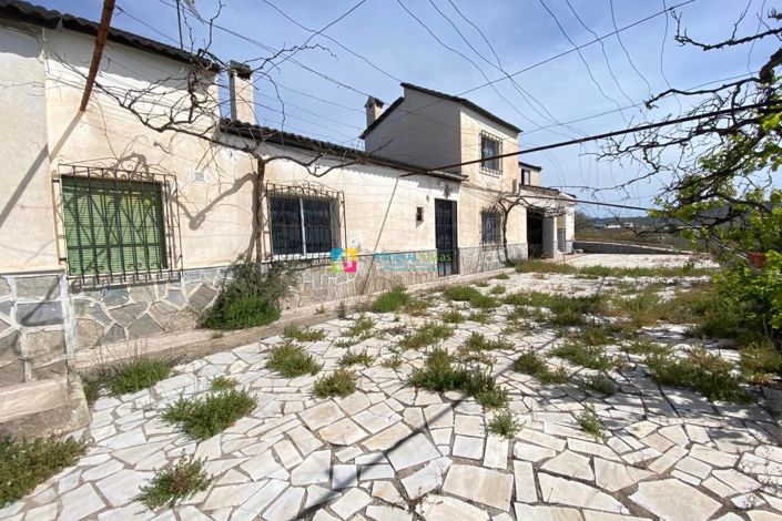 Image No.34-4 Bed Villa for sale