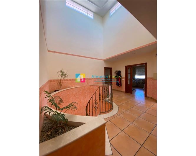 Image No.38-4 Bed Villa for sale