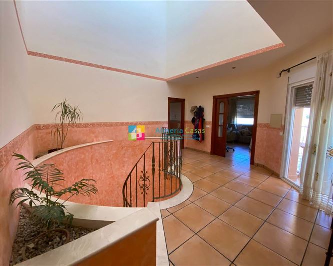 Image No.9-4 Bed Villa for sale