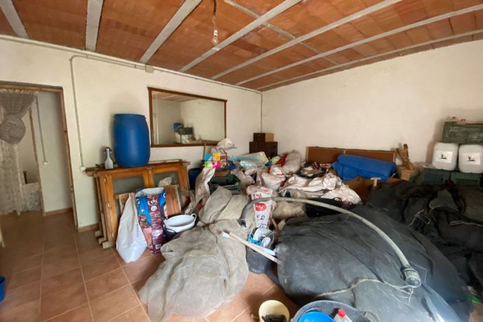 Image No.12-4 Bed Country House for sale