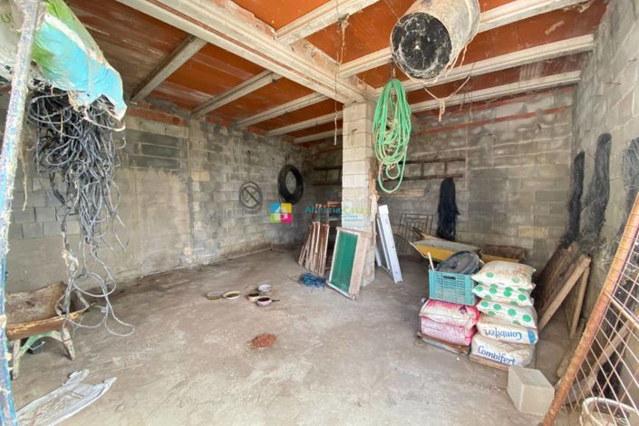 Image No.22-4 Bed Country House for sale