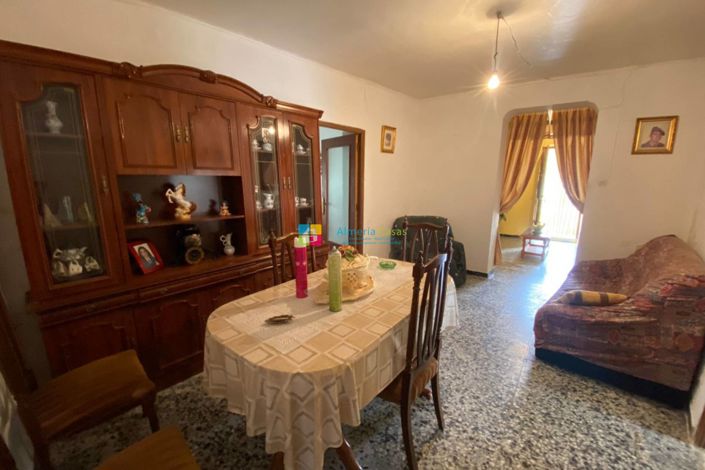 Image No.15-5 Bed Country House for sale