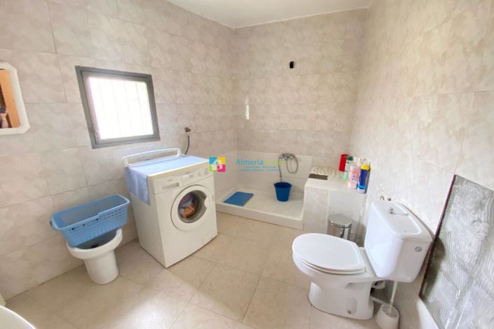 Image No.18-5 Bed Country House for sale