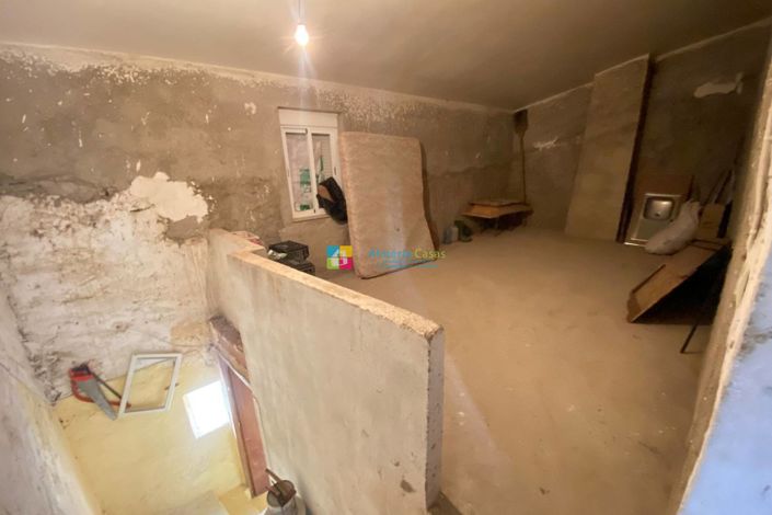 Image No.20-5 Bed Country House for sale