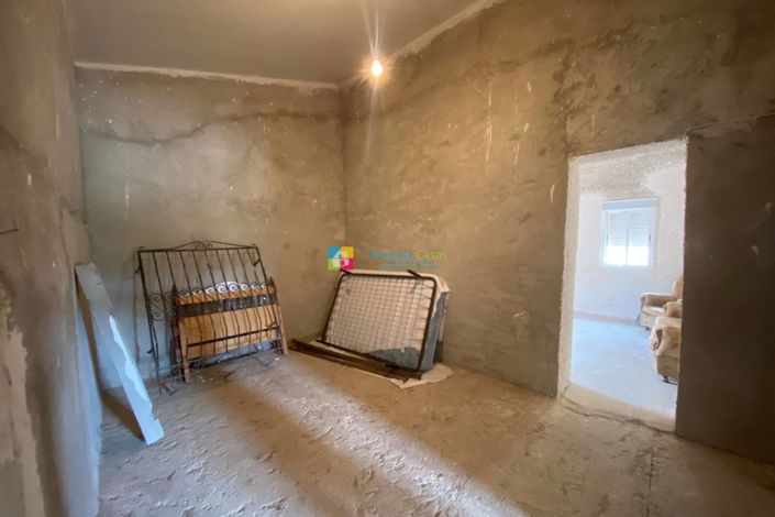 Image No.21-5 Bed Country House for sale