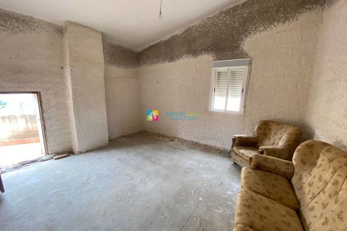 Image No.25-5 Bed Country House for sale