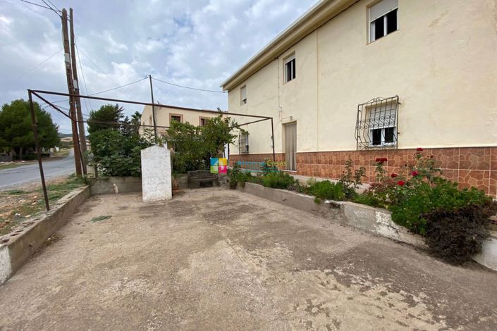 Image No.4-5 Bed Country House for sale