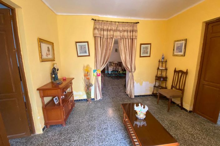 Image No.5-5 Bed Country House for sale