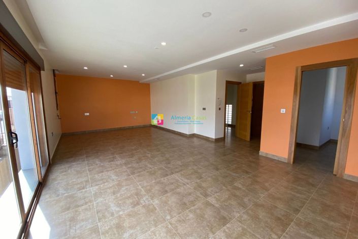 Image No.26-5 Bed Villa for sale