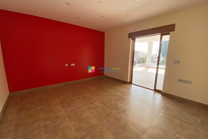 Image No.30-5 Bed Villa for sale