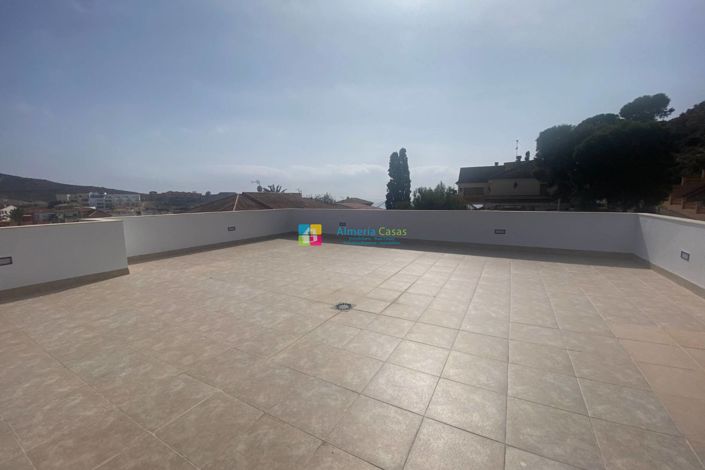 Image No.38-5 Bed Villa for sale