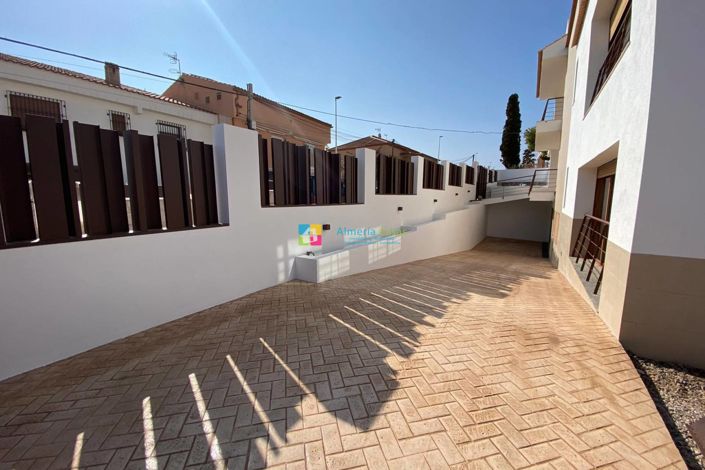 Image No.6-5 Bed Villa for sale