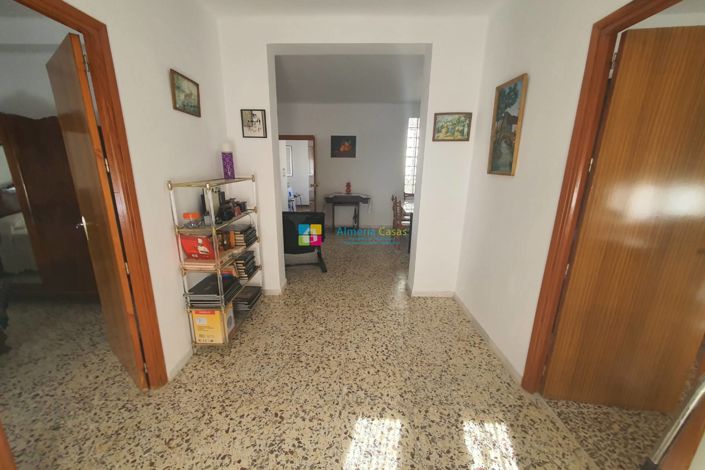 Image No.46-5 Bed Townhouse for sale