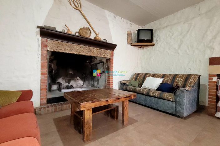 Image No.45-4 Bed House for sale