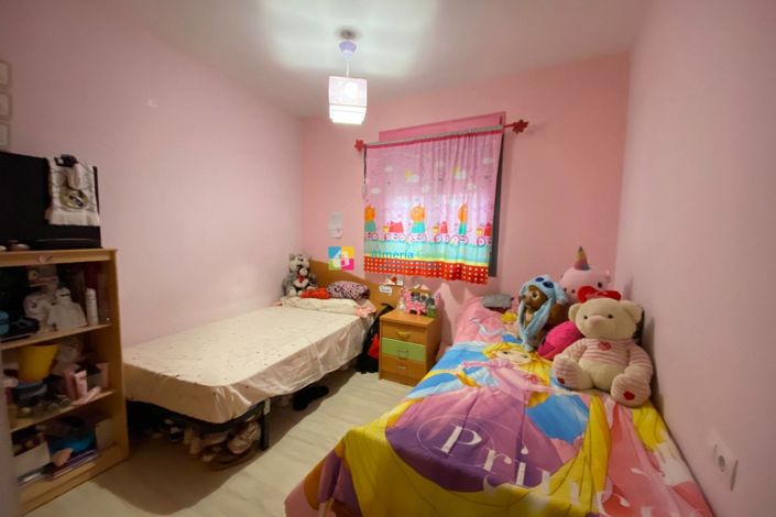 Image No.21-3 Bed Apartment for sale