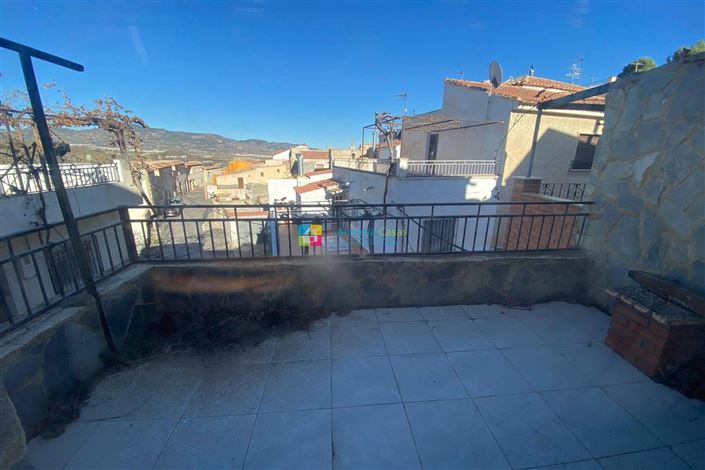 Image No.16-3 Bed Townhouse for sale