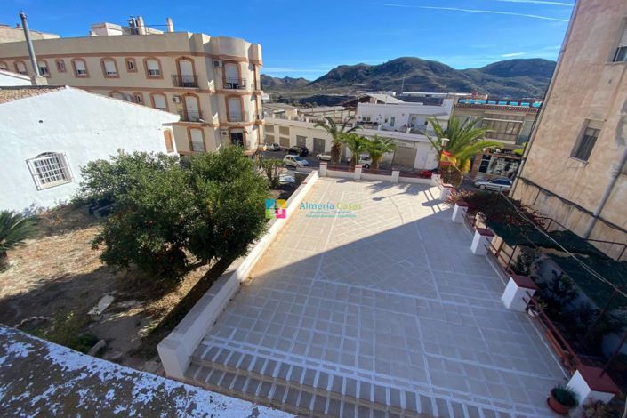 Image No.29-3 Bed Townhouse for sale