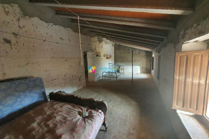 Image No.31-4 Bed Country House for sale